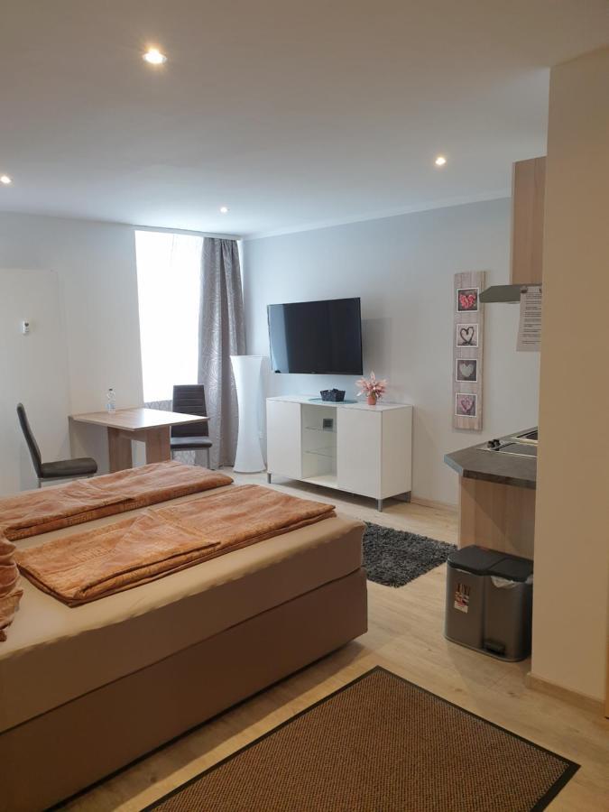 Hausner'S Hotel- Studio Apartments Altenstadt an der Waldnaab エクステリア 写真